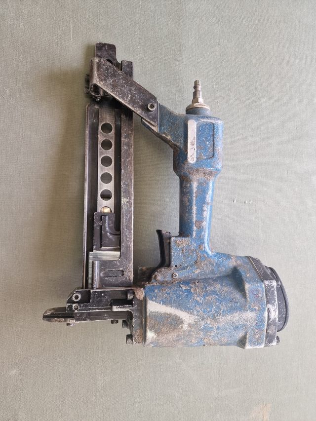 GRAPADORA NEUMÁTICA BEA