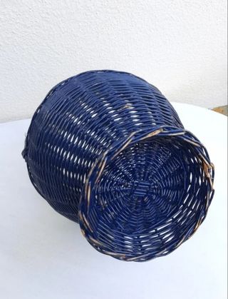 Cesta mimbre azul vintage