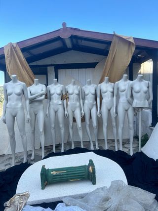 Maniquies mujer
los de hombre ya estan vendidos