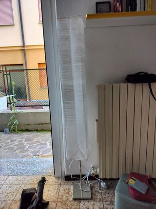 Lampada da terra in carta di riso