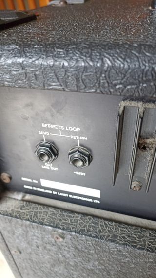 Amplificador Bajo Laney