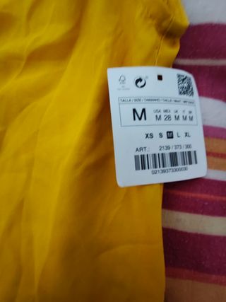 Blusa Zara amarilla 