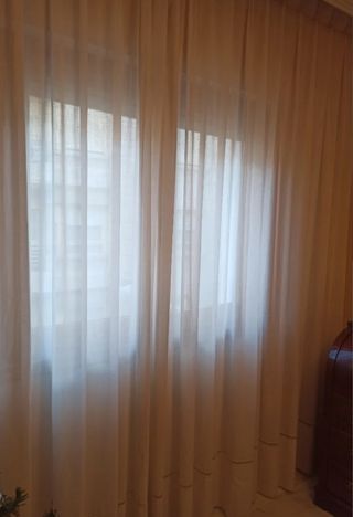 2 juegos de cortinas