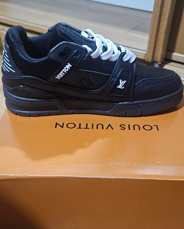 Zapatillas Louis Vuitton Negras