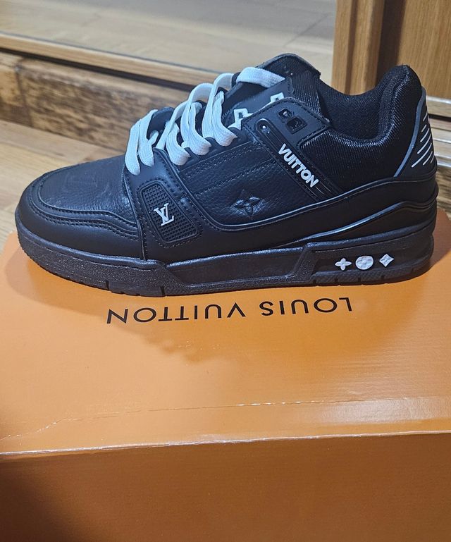 Zapatillas Louis Vuitton Negras