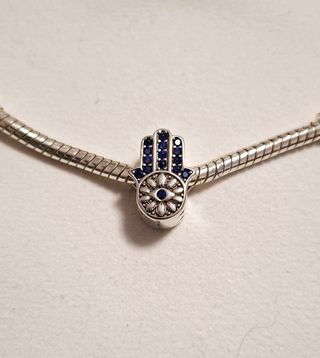 Charm Mano Fátima 
