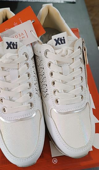 Sneakers scarpe donna primaverile 