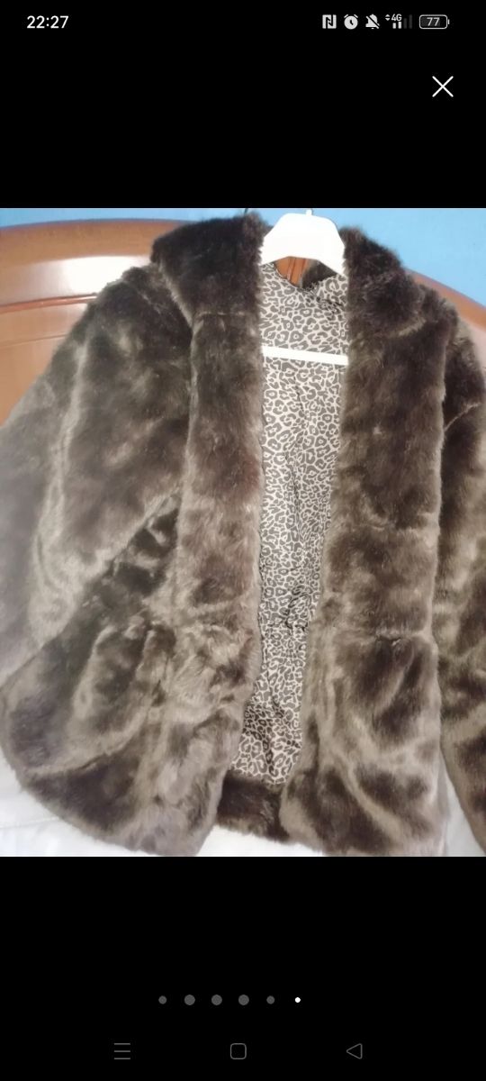 Abrigo-chubasquero mujer