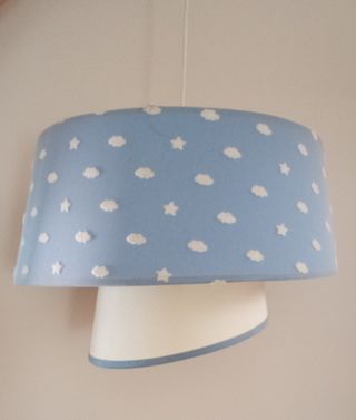 Lámpara infantil nubes y estrellas