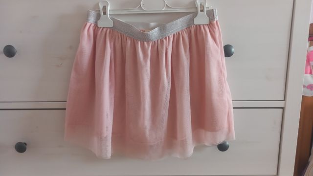 Falda de niña de "Sfera"