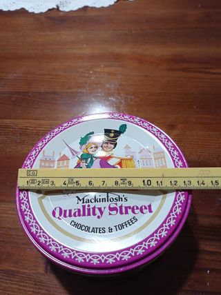Scatola in latta Quality Street