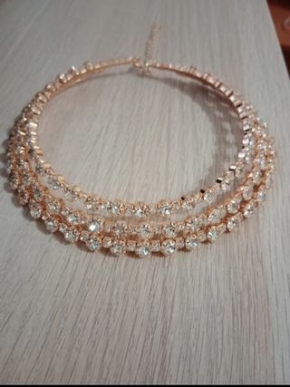 Gargantilla brillantes nueva 