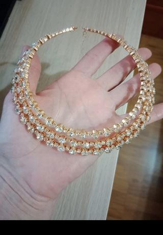 Gargantilla brillantes nueva 