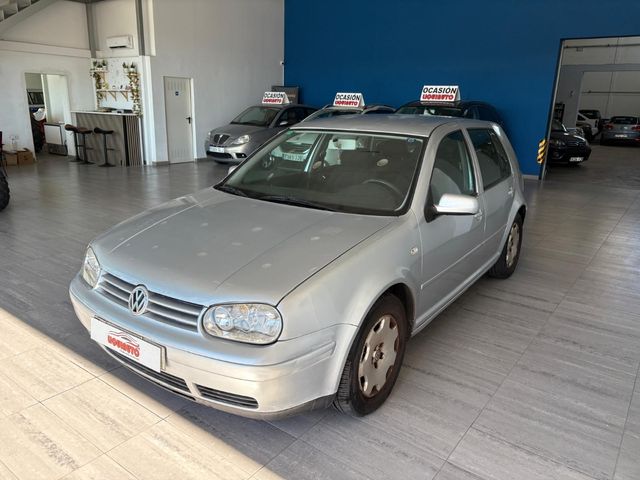 Volkswagen Golf 2003