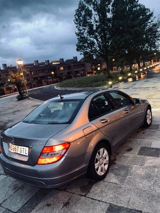 Mercedes-Benz C220 2010