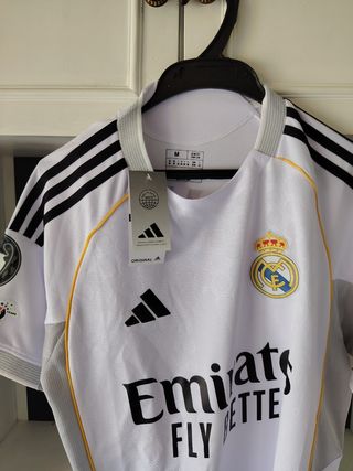 Camiseta Mbappe Real Madrid Adidas talla M