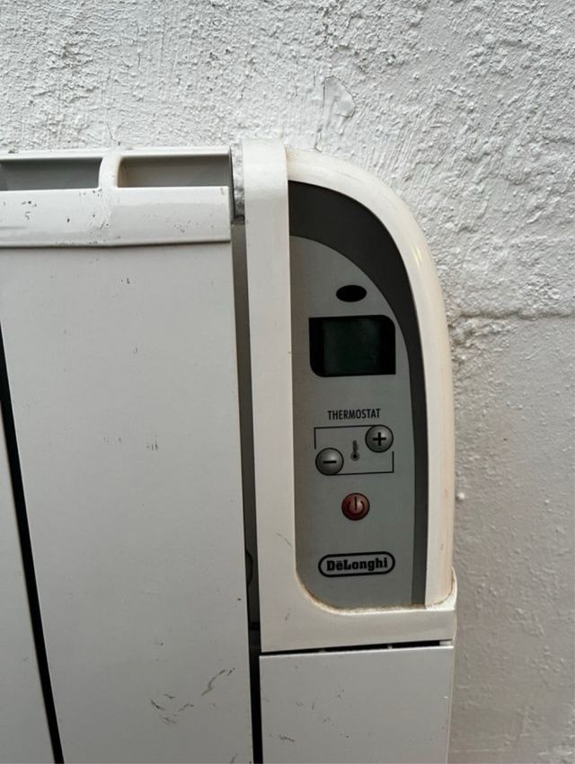 Emisor térmico Delonghi HTX0607P 750w 6 elementos