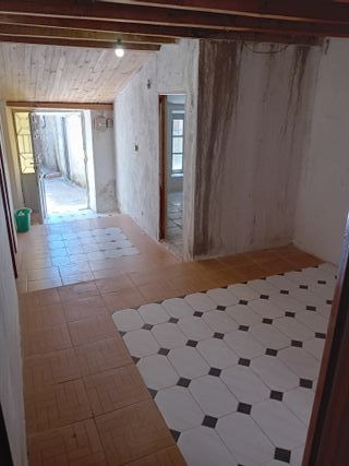 Casa con patio en Avila