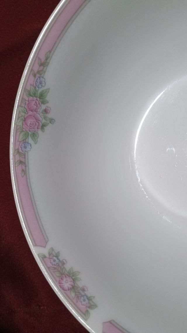 2 coppette ceramica bianca bordo fiori 