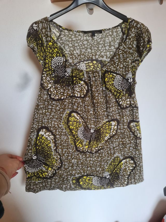 Blusa Max Mara con farfalla gialla 