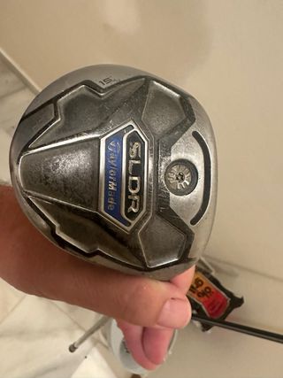 Bolsa con palos de golf