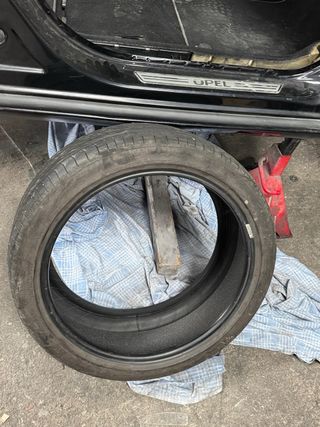 Neumáticos Michelin 235/40/19