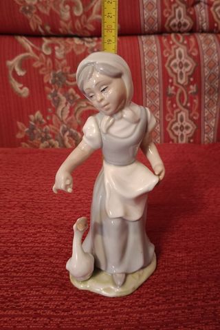 Porcelana Tengra, estilo Lladró, antigua