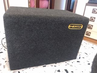 Subwoofer Hertz nero