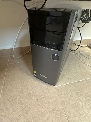 Torre ASUS gris - Ordenador sobremesa i5 7400