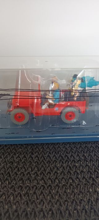 Coche Tintín 1:24 escala