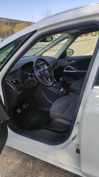 Opel Zafira Tourer 2018