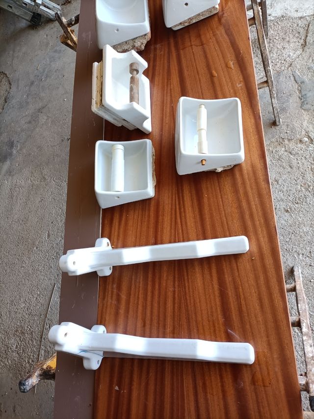 Accesorios baño antiguos