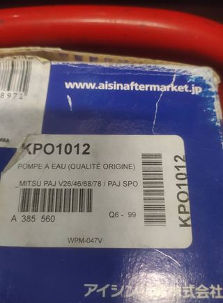 Bomba de Agua AISIN WPM-047V - Mitsubishi Montero.