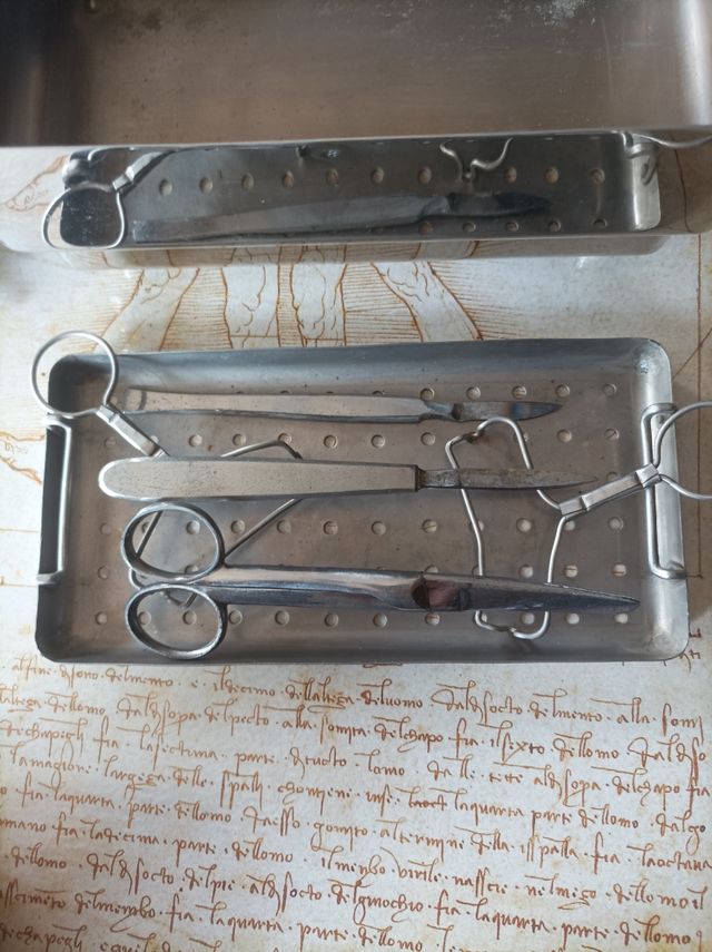 Sterilizzatore medico antico