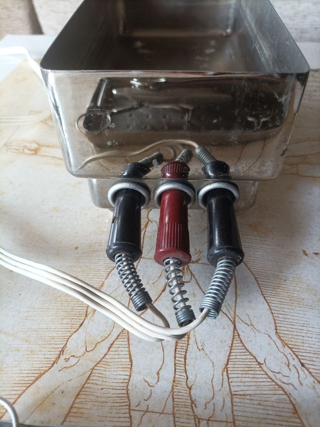 Sterilizzatore medico antico