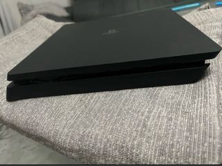 PS4 Slim 500GB + mando azul