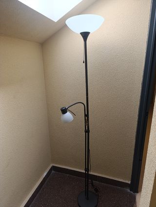 Lampara de pie