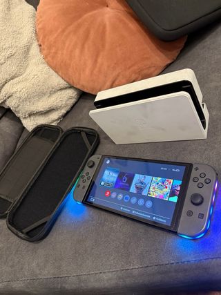 Nintendo Switch Oled con 4 juegos funcionales