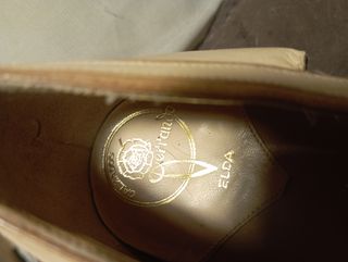 Zapatos beige tacón