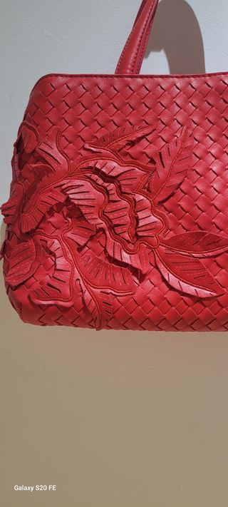 Borsetta rossa Ermanno Scervino