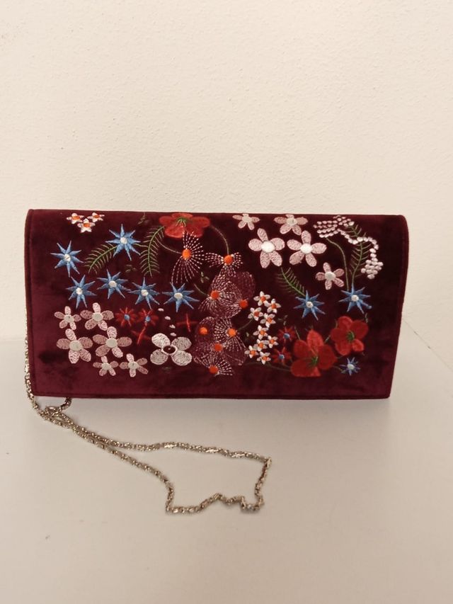 Borsa Prima Donna ricamata rossa