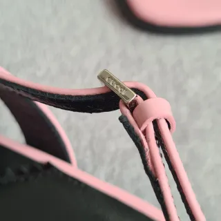 Sandalias de piel Gucci Pink