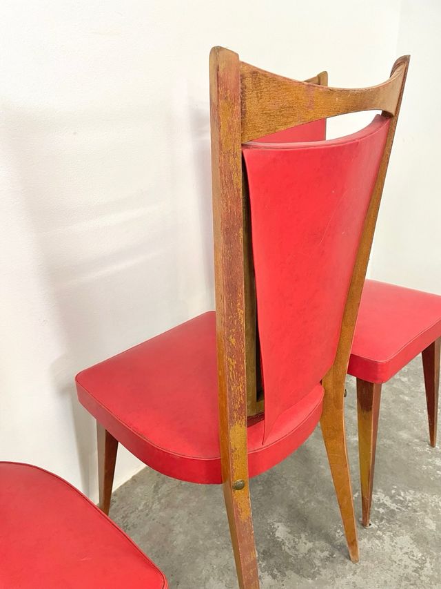 4 Sillas Mid Century rojas a restaurar.