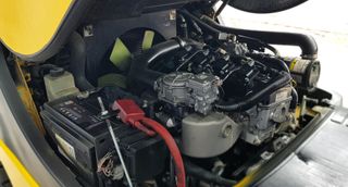 CARRETILLA ELEVADORA GAS 3.500KG TRIPLE SEMINUEVA