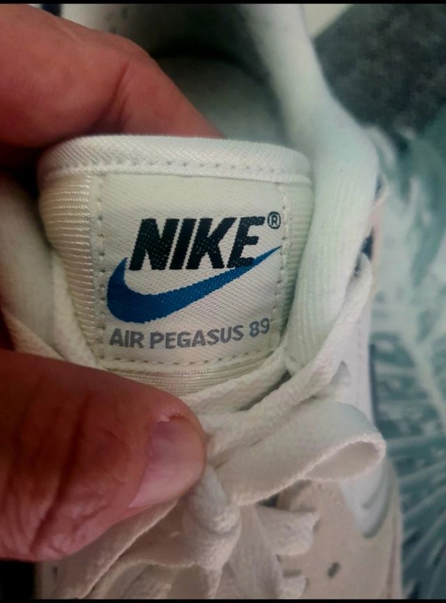 Zapatillas Nike Air Pegasus 89 - Blancas y Azules