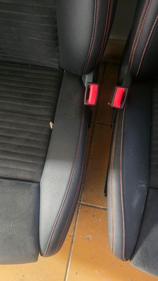 Asientos delanteros mercedes cla 2016
