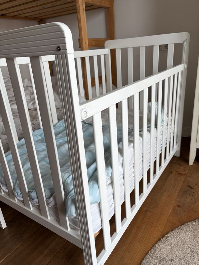 CUNA MICUNA NORDIKA 120x60x96 con colchón, sabanas