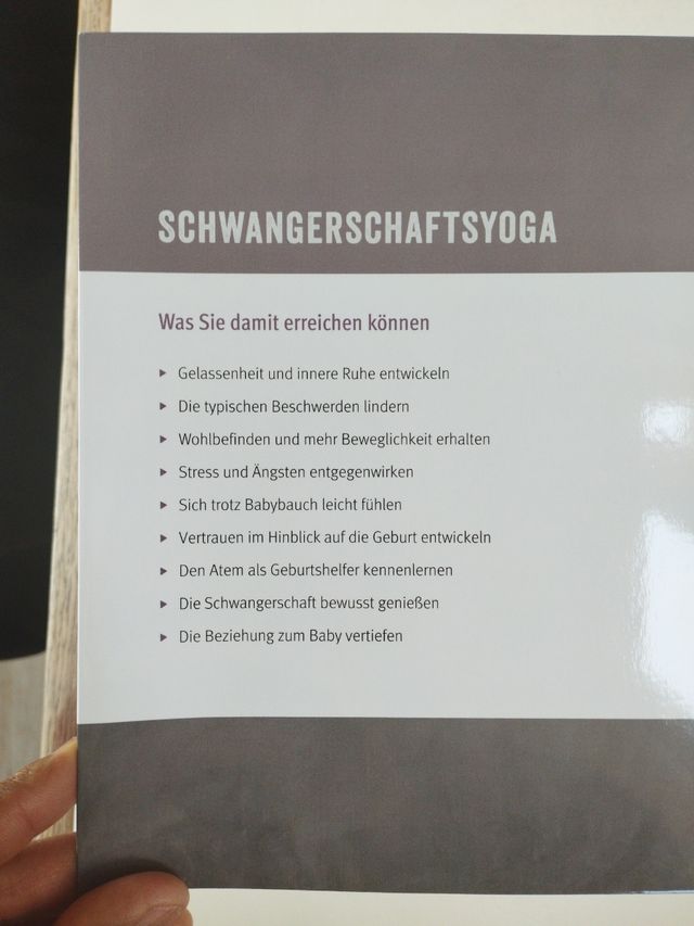 Yoga in der Schwangerschaft (+ DVD)