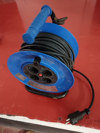 Alargador cable 25m 3 x 1,5 con cuatro salidas