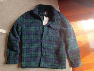 Cazadora cuadros pullandbear 